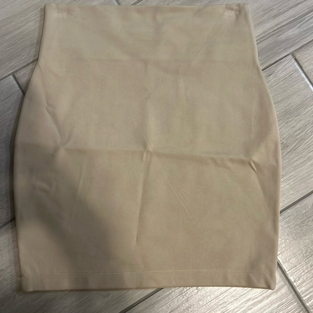 Papaya pencil skirt